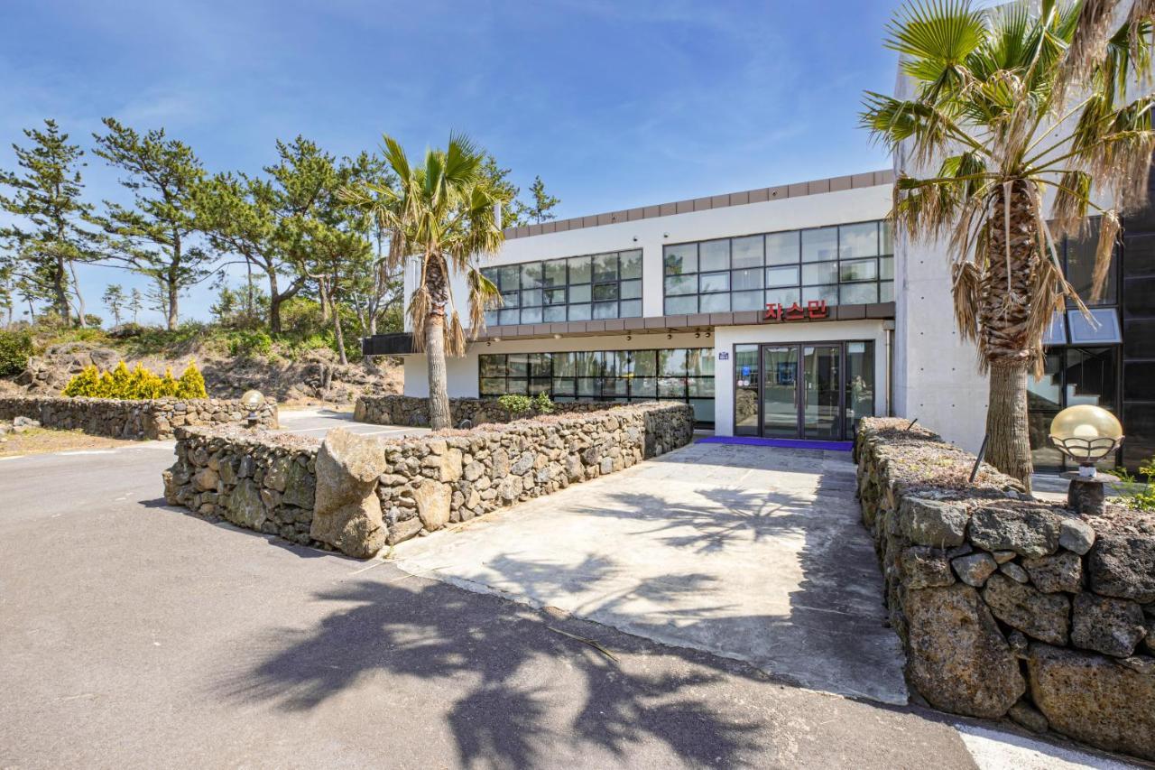 Dammora Resort Seogwipo Bagian luar foto