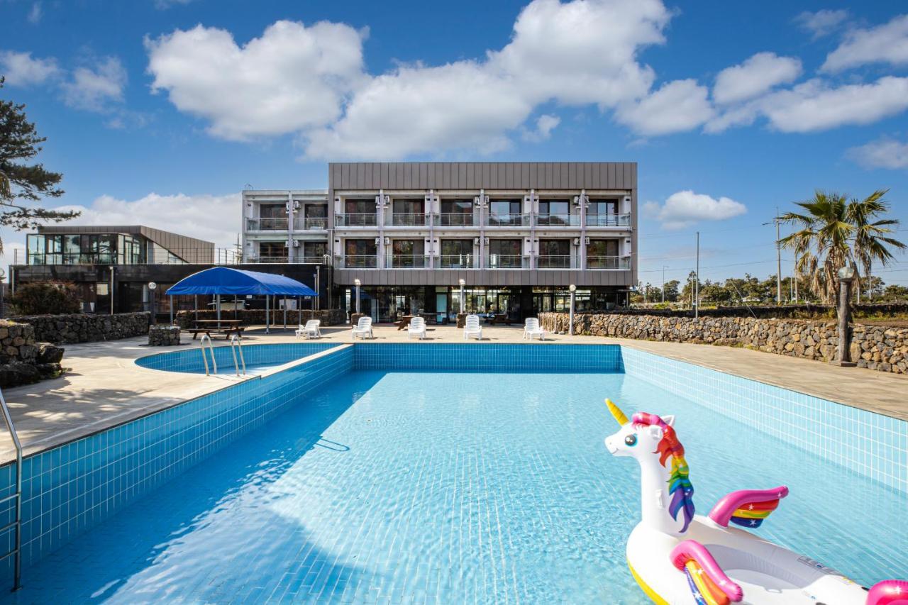 Dammora Resort Seogwipo Bagian luar foto