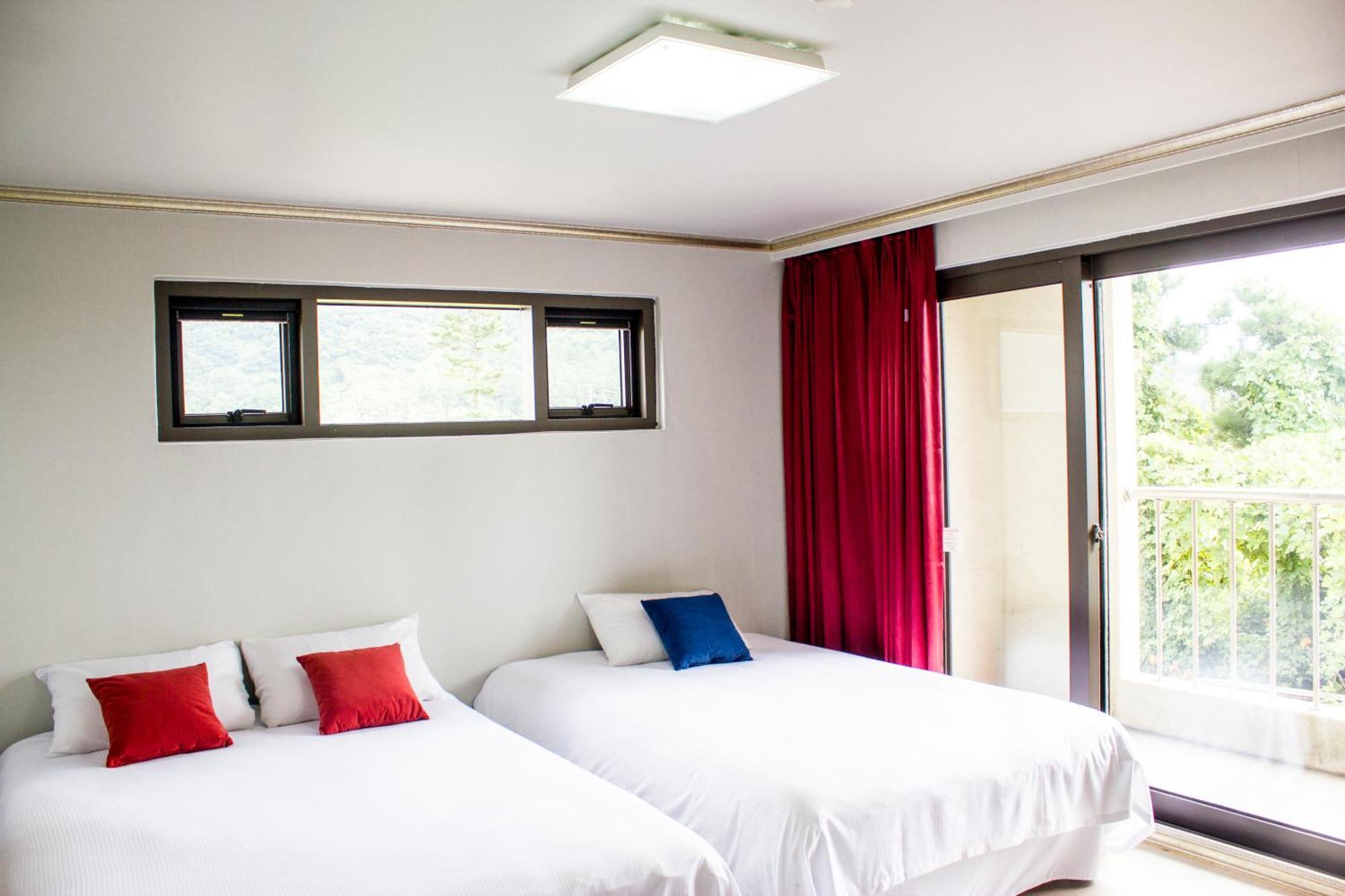 Dammora Resort Seogwipo Bagian luar foto