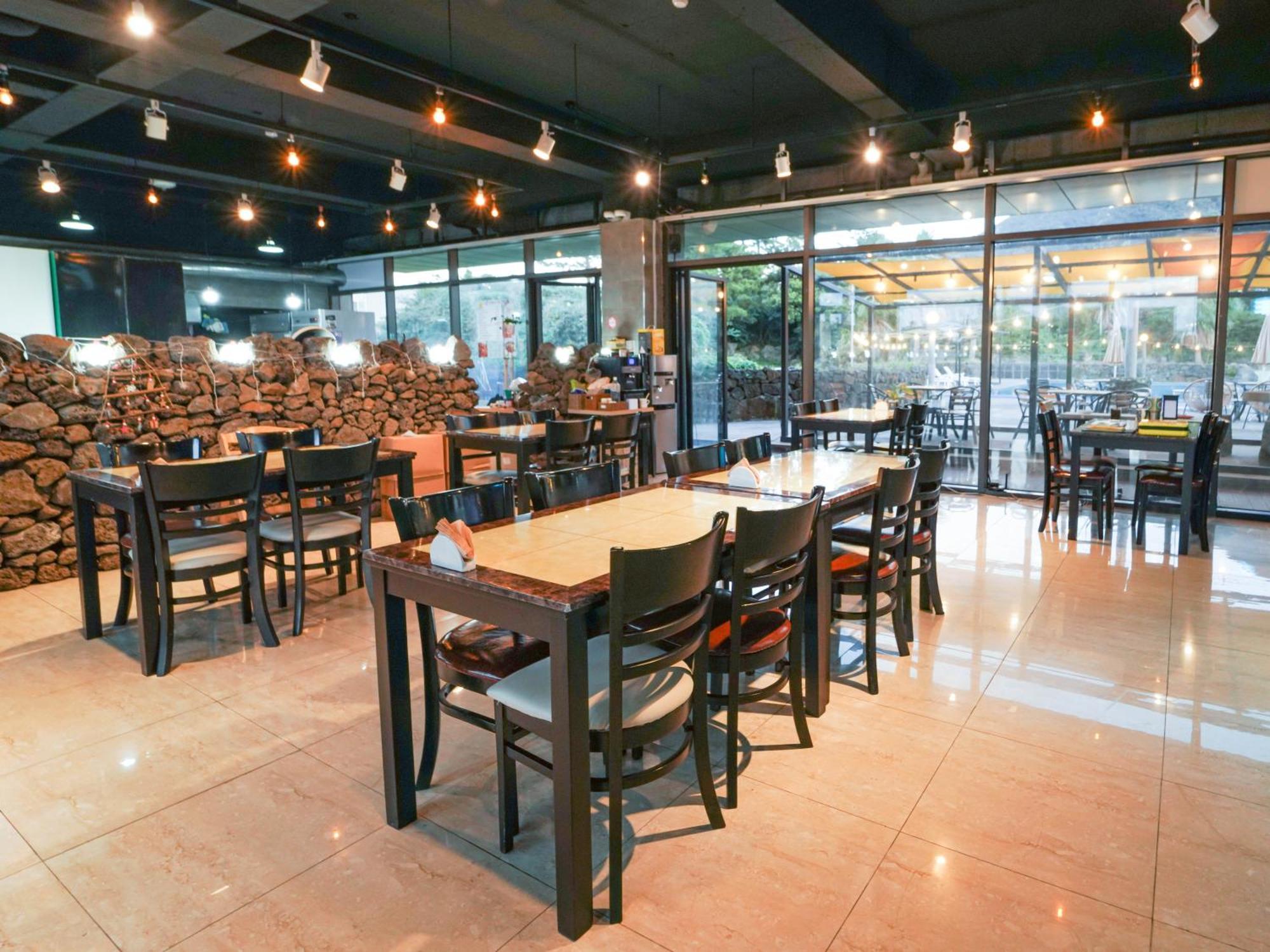 Dammora Resort Seogwipo Bagian luar foto
