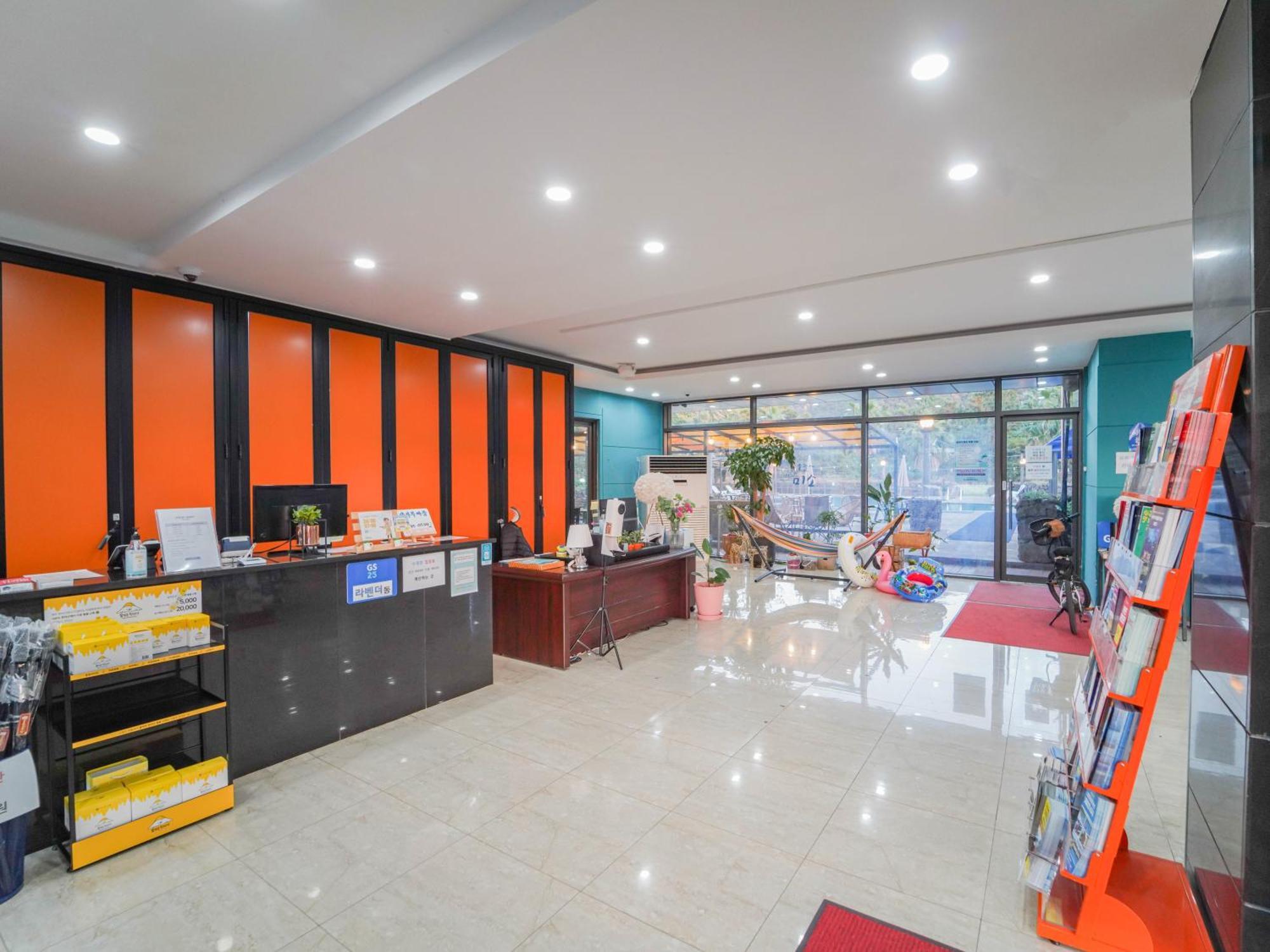 Dammora Resort Seogwipo Bagian luar foto