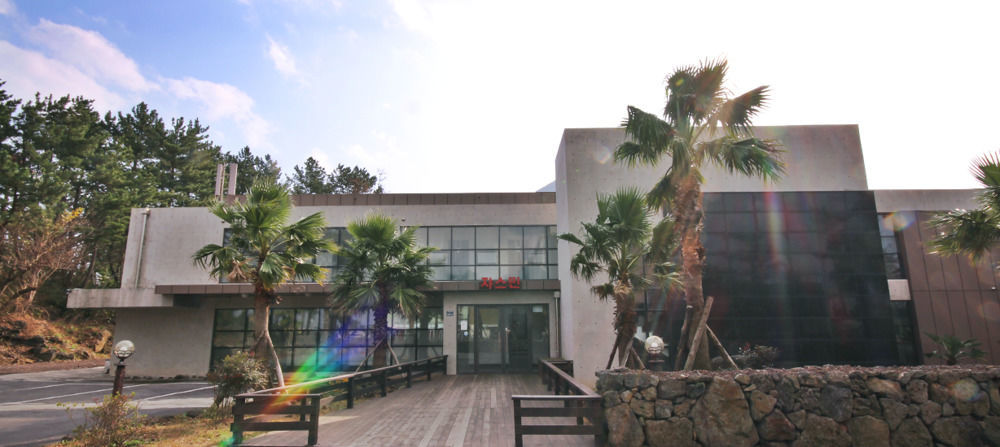Dammora Resort Seogwipo Bagian luar foto