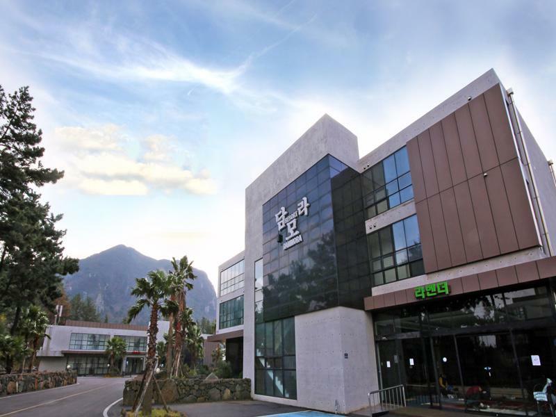 Dammora Resort Seogwipo Bagian luar foto